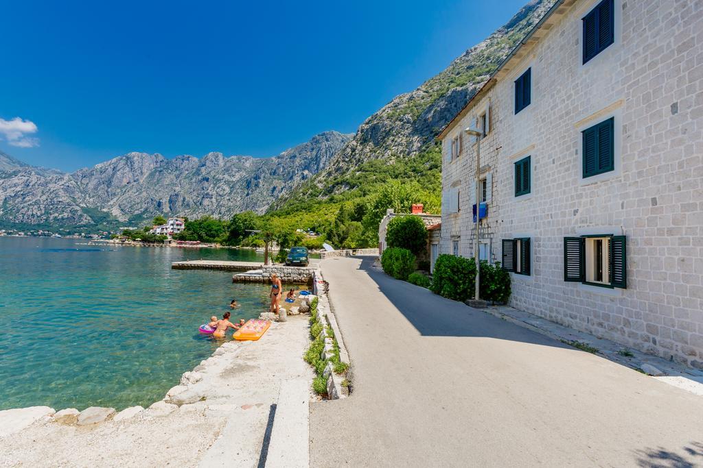 Apartments Marijaz Kotor Exterior photo