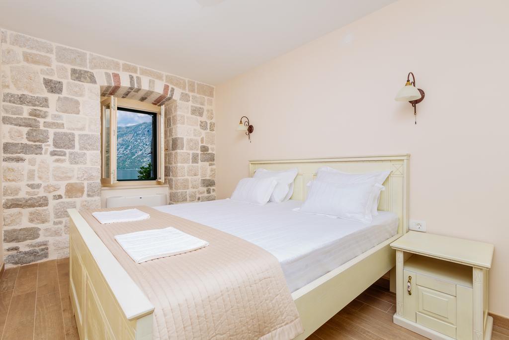 Apartments Marijaz Kotor Exterior photo